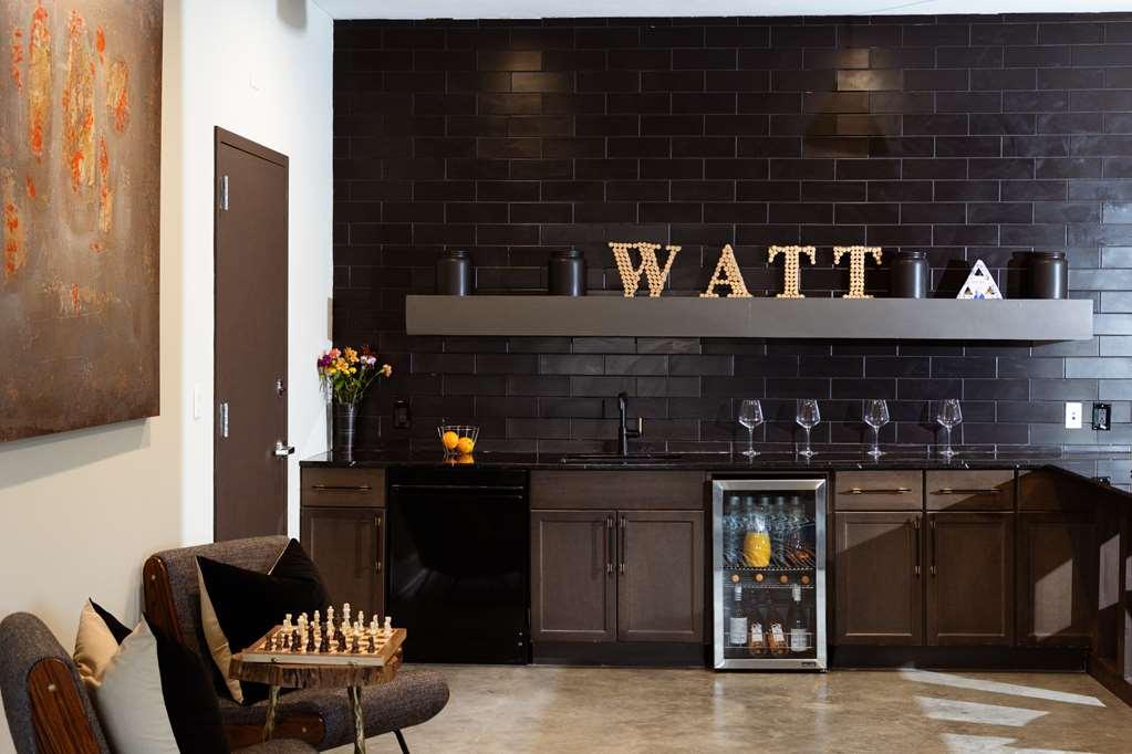 Watt Hotel Tapestry Collection By Hilton Rahway Bilik gambar